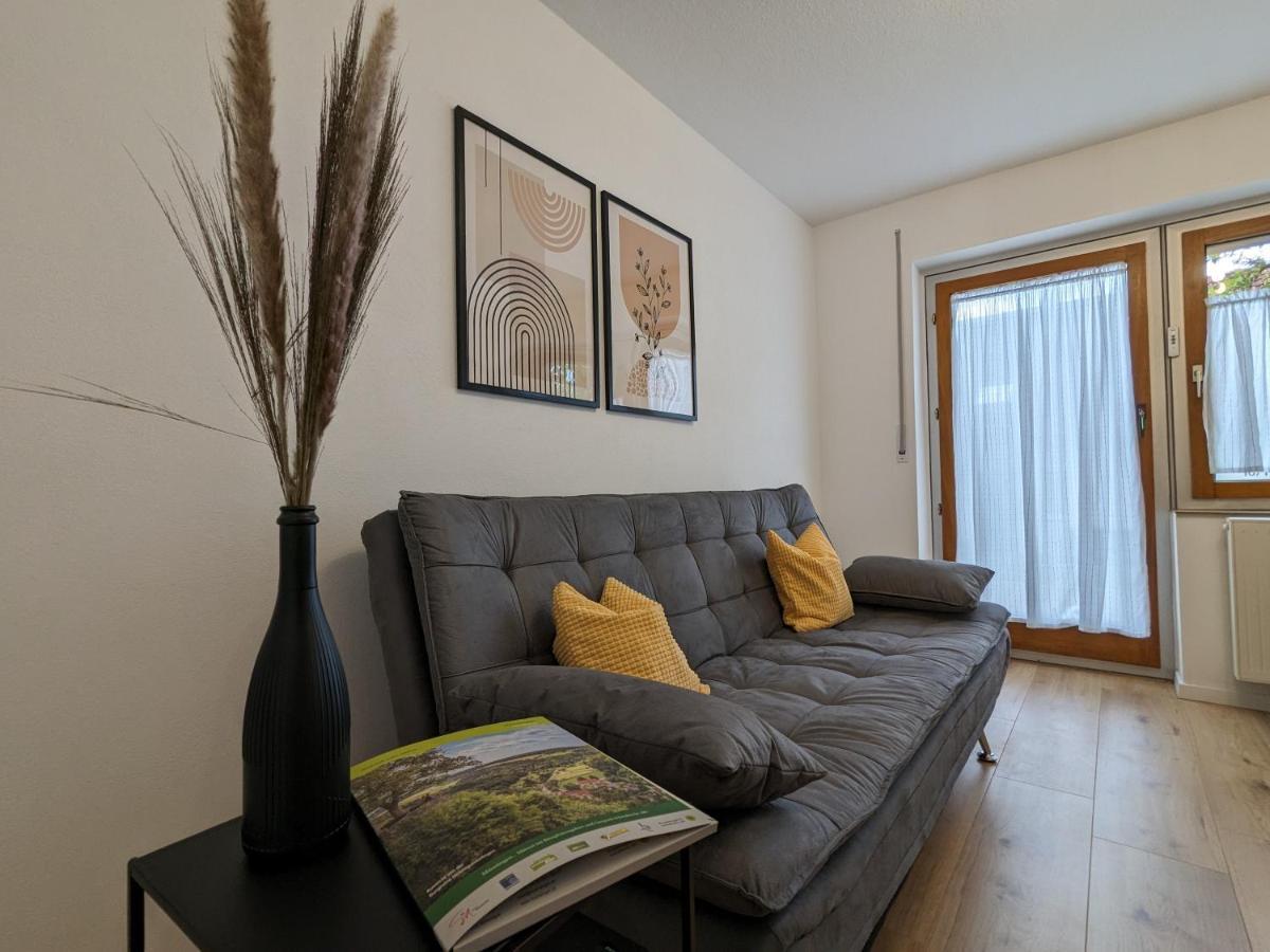 Ferienwohnung Am Alenberg มึนซิงเงน ภายนอก รูปภาพ