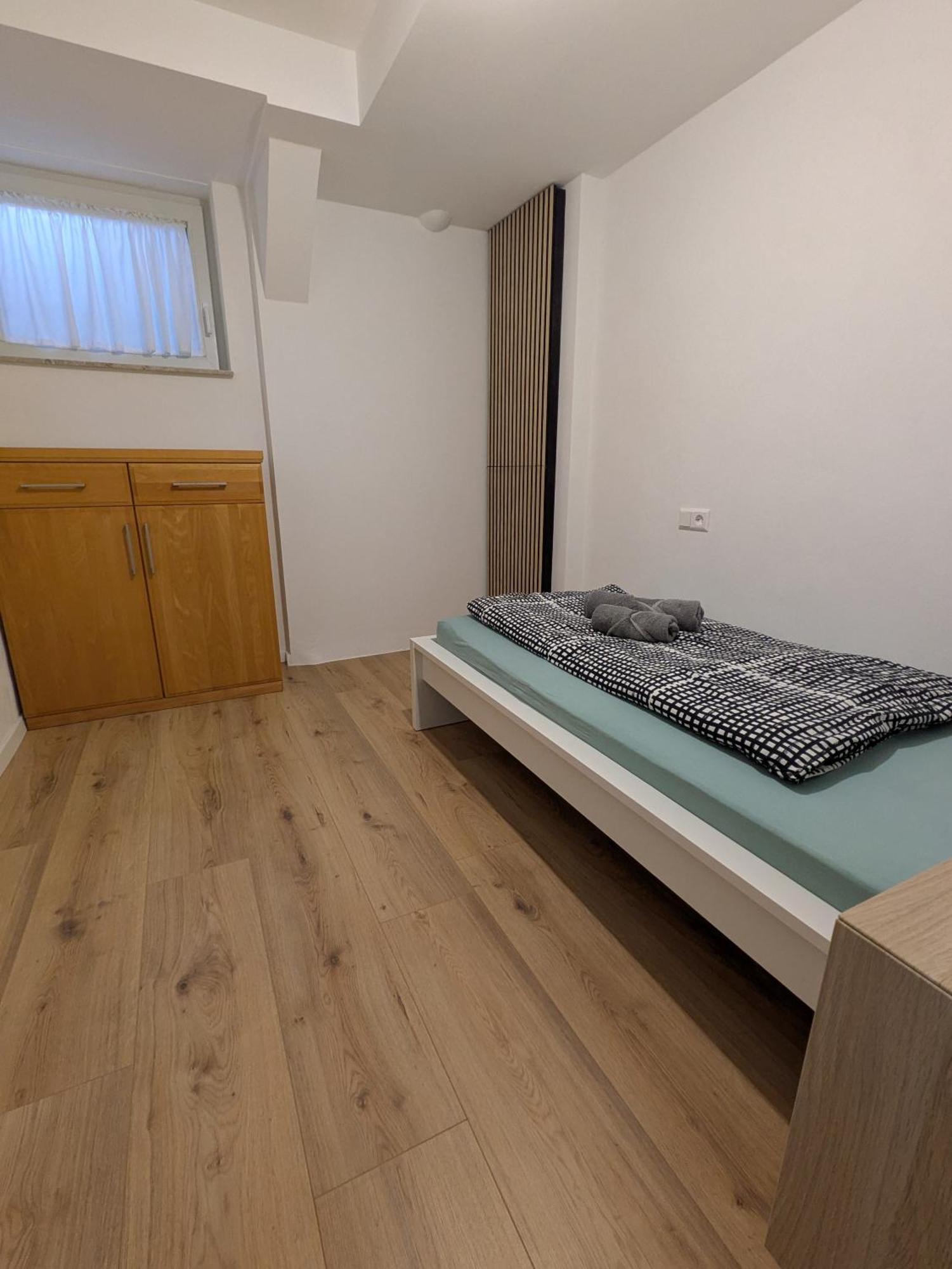 Ferienwohnung Am Alenberg มึนซิงเงน ภายนอก รูปภาพ